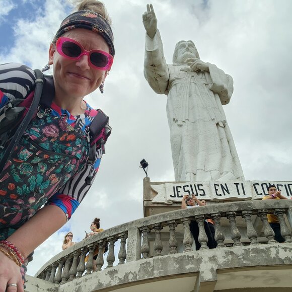 Meet your Posher, Jessica - Picture 8 of 9